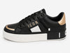 SNEAKERS LOGO ORO