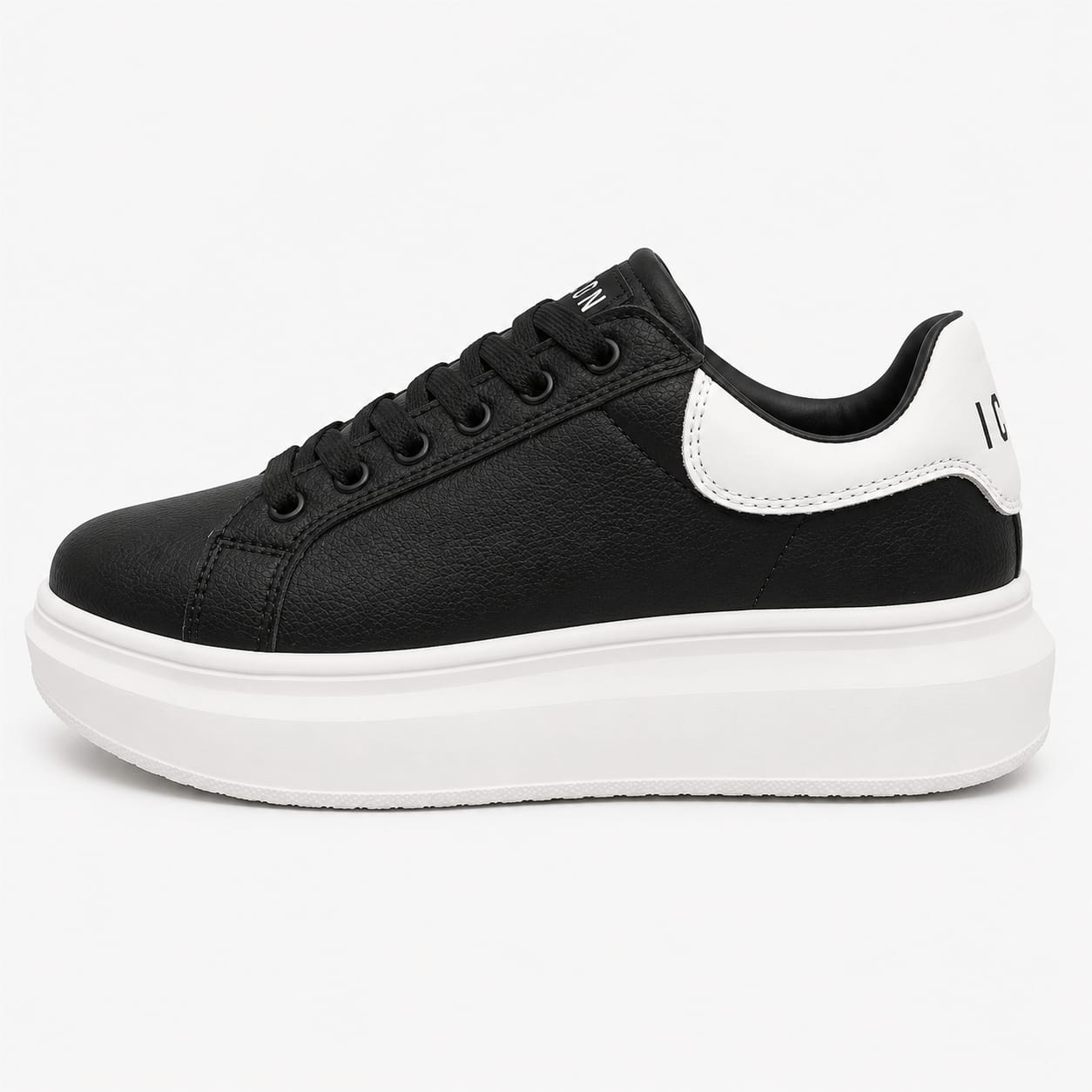 SNEAKERS LOGO RETRO