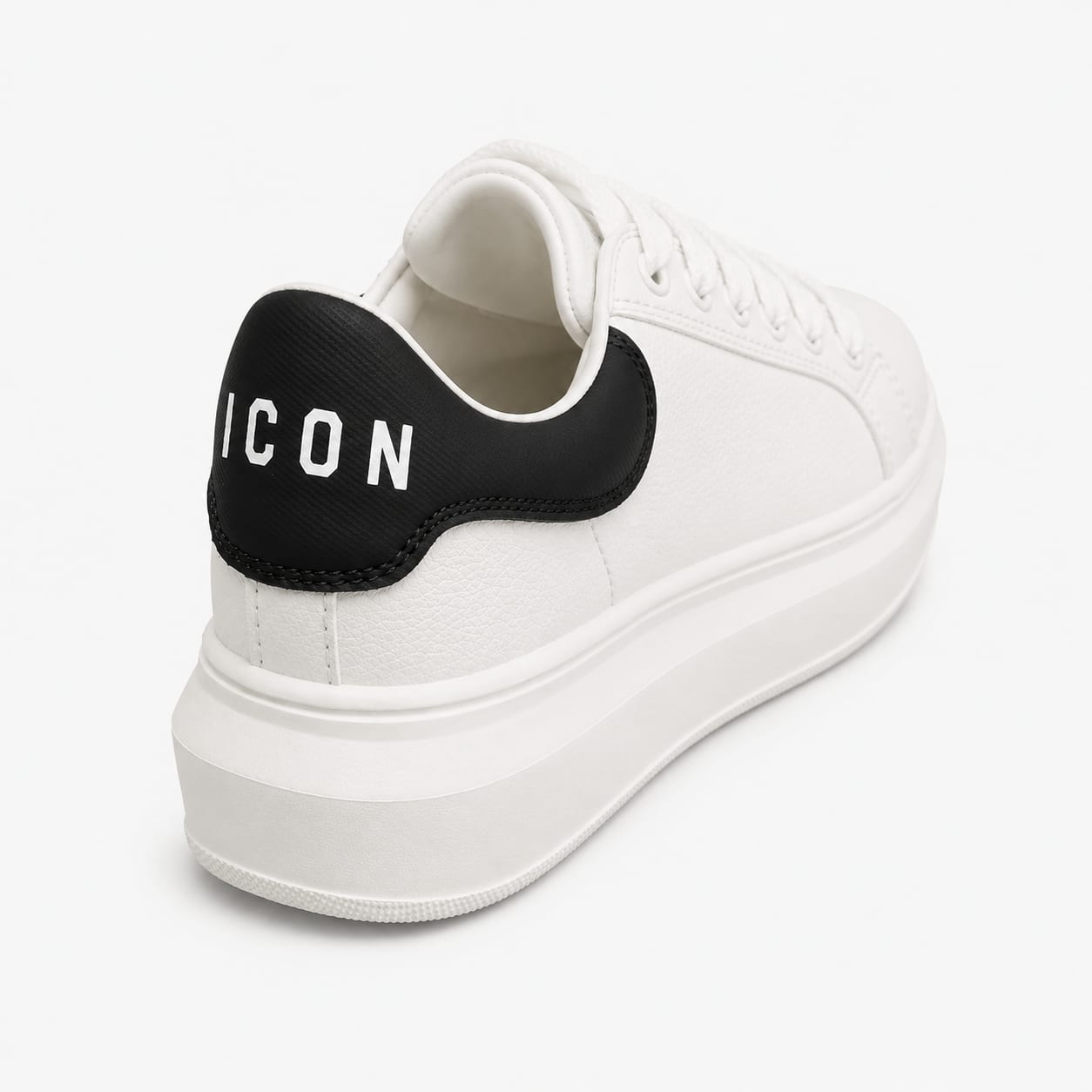 SNEAKERS LOGO RETRO