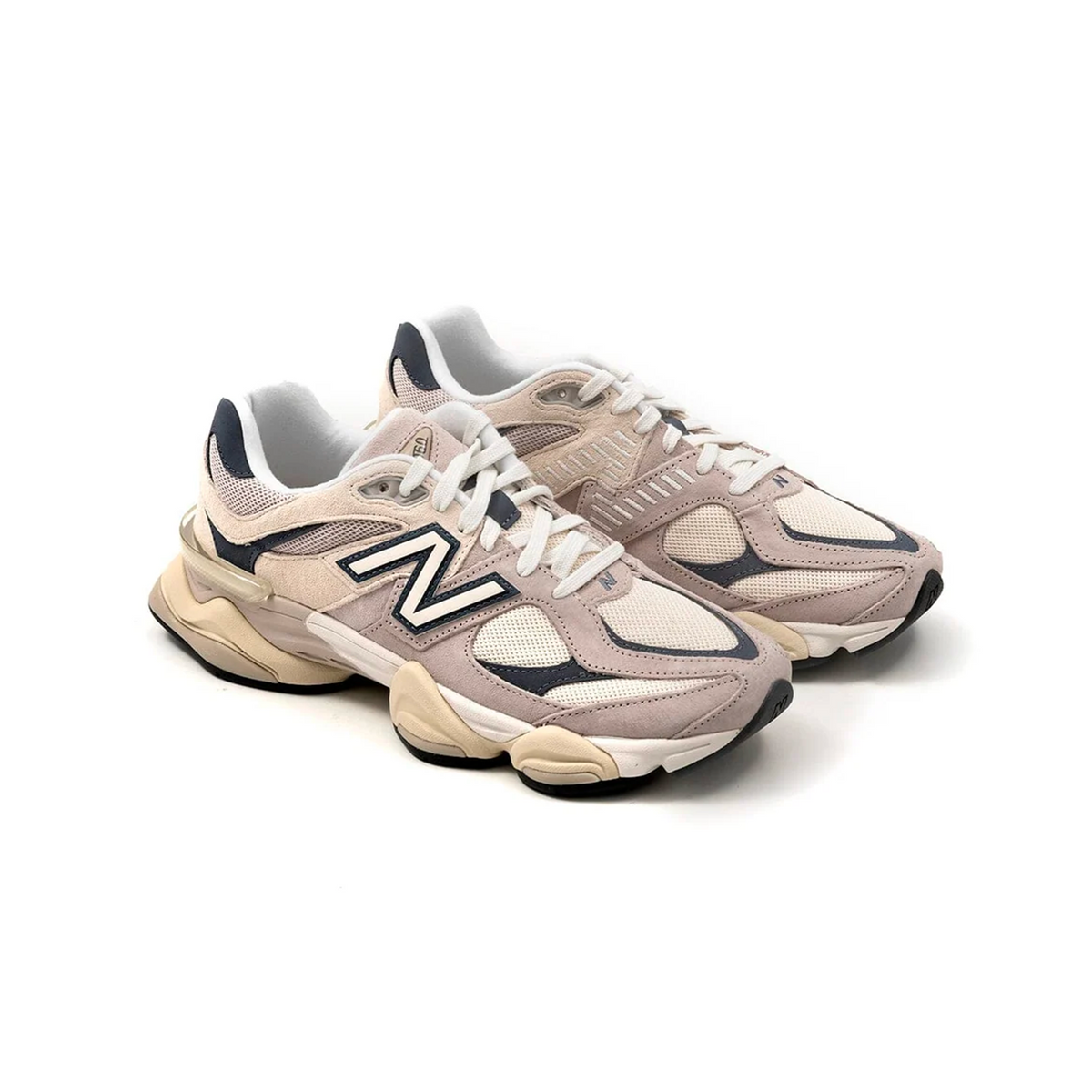 SNEAKERS IN PELLE SCAMOSCIATA